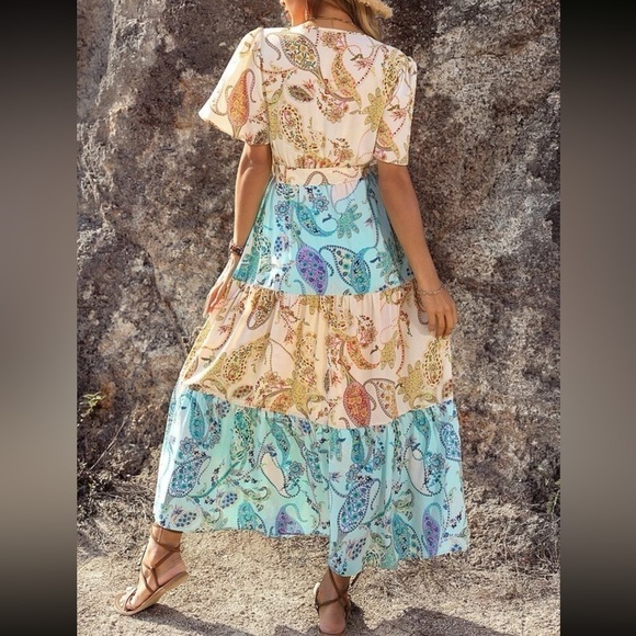 PAISLEY Print Butterfly Sleeve Ruffle Hem Belted Dress size medium - Picture 2 of 4